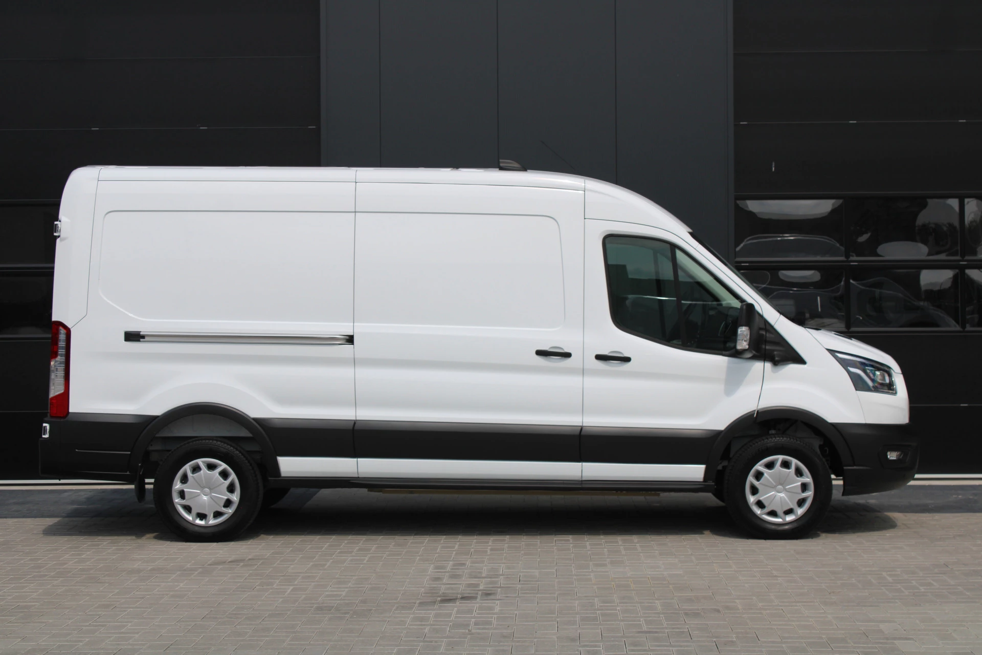 Hoofdafbeelding Ford E-Transit