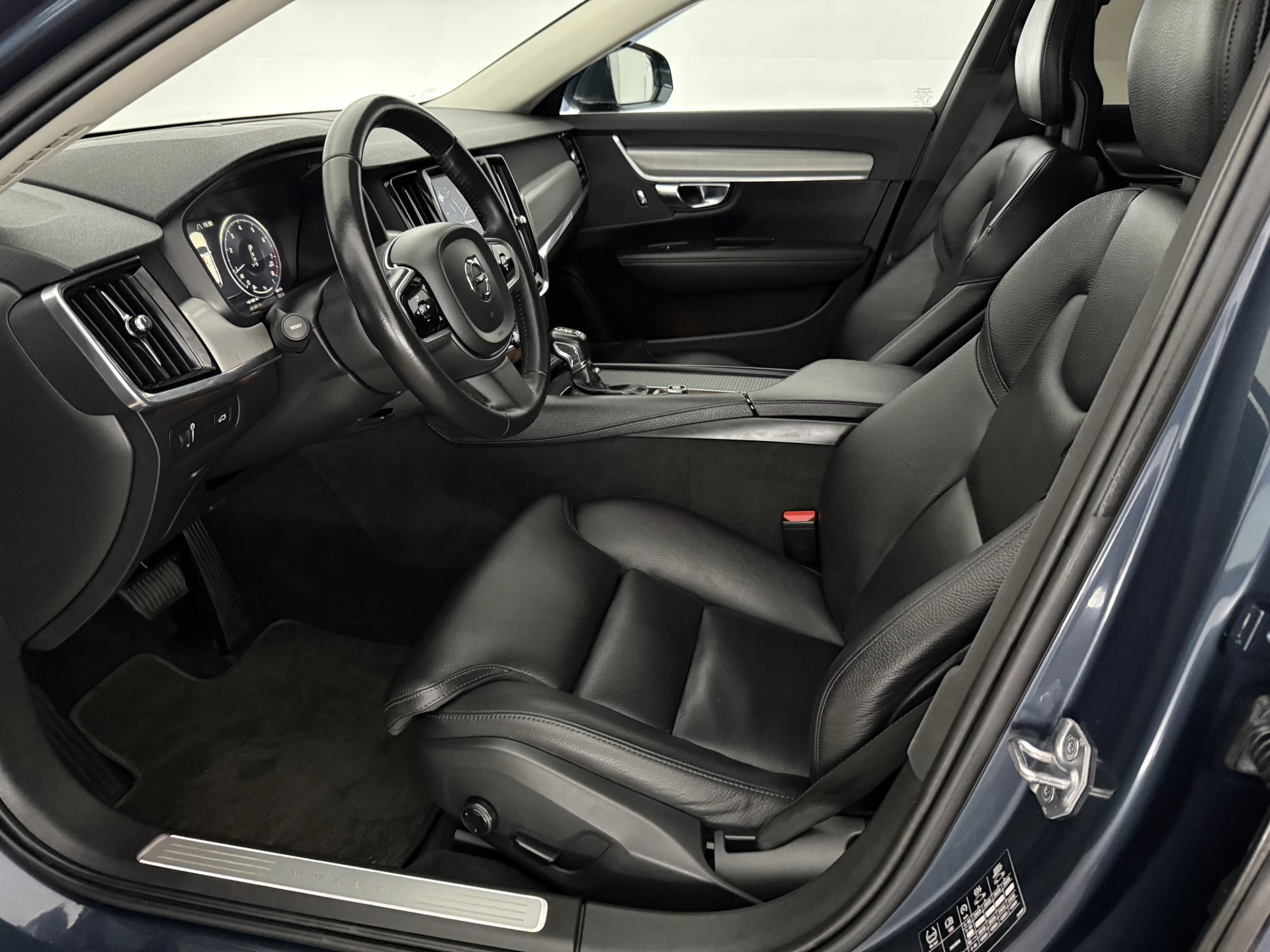 Hoofdafbeelding Volvo V90