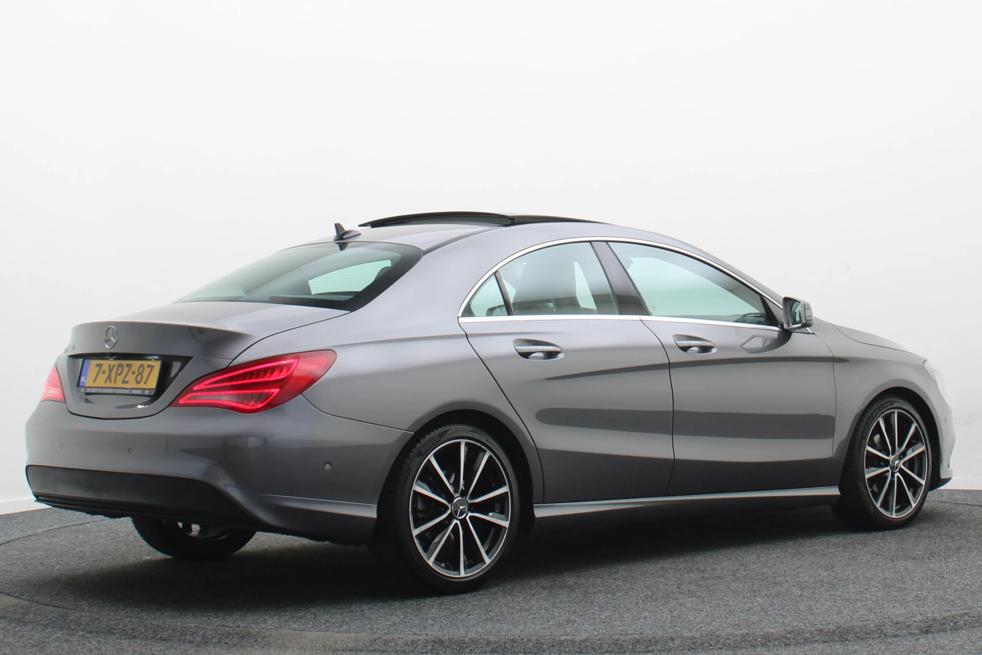 Hoofdafbeelding Mercedes-Benz CLA