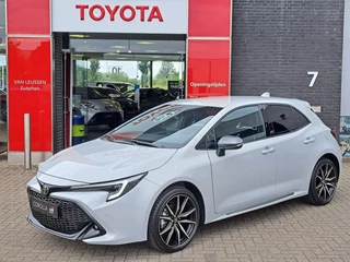 Hoofdafbeelding Toyota Corolla Toyota Corolla Hybrid 140 GR Sport NAVI APPLE&ANDROID PARKEERCAMERA PDC V+A