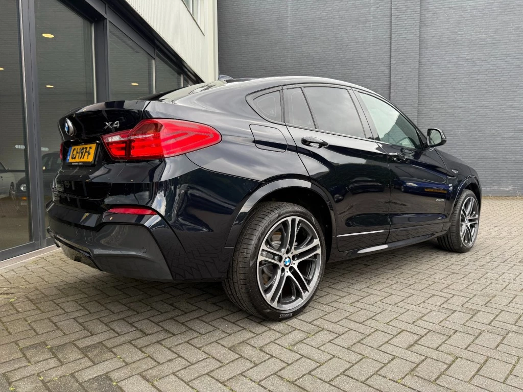 Hoofdafbeelding BMW X4