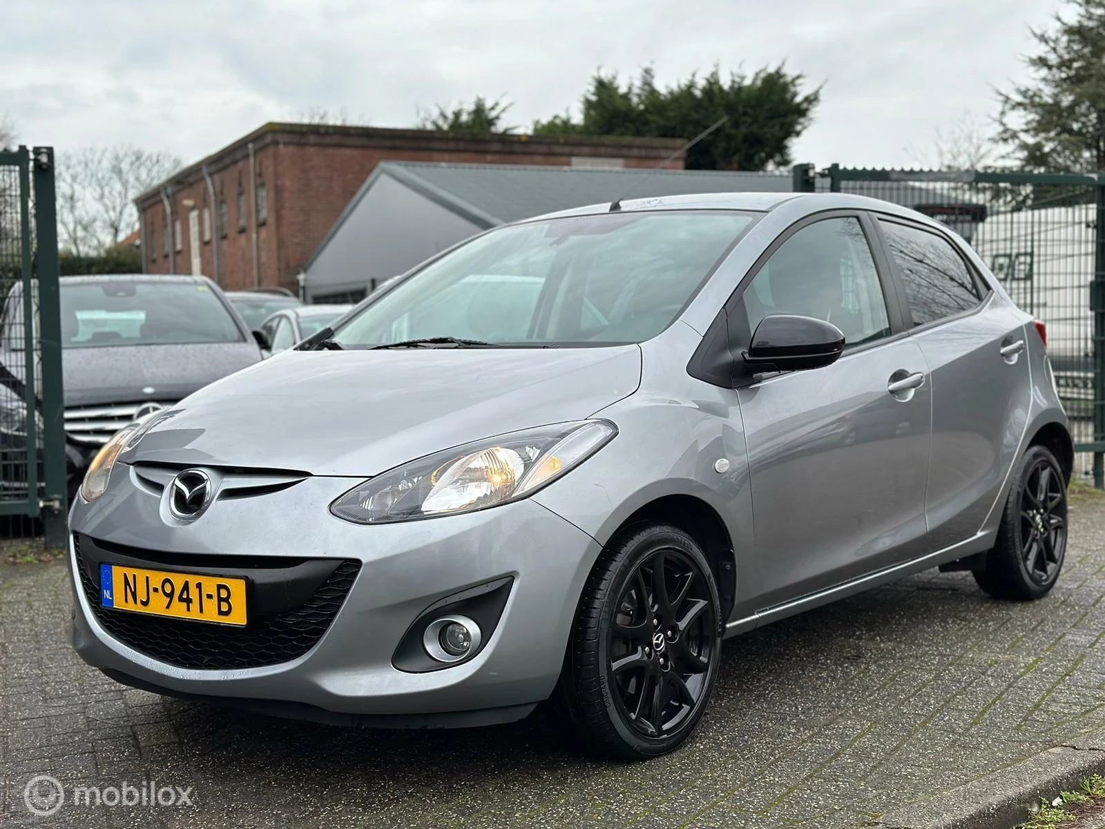 Hoofdafbeelding Mazda 2