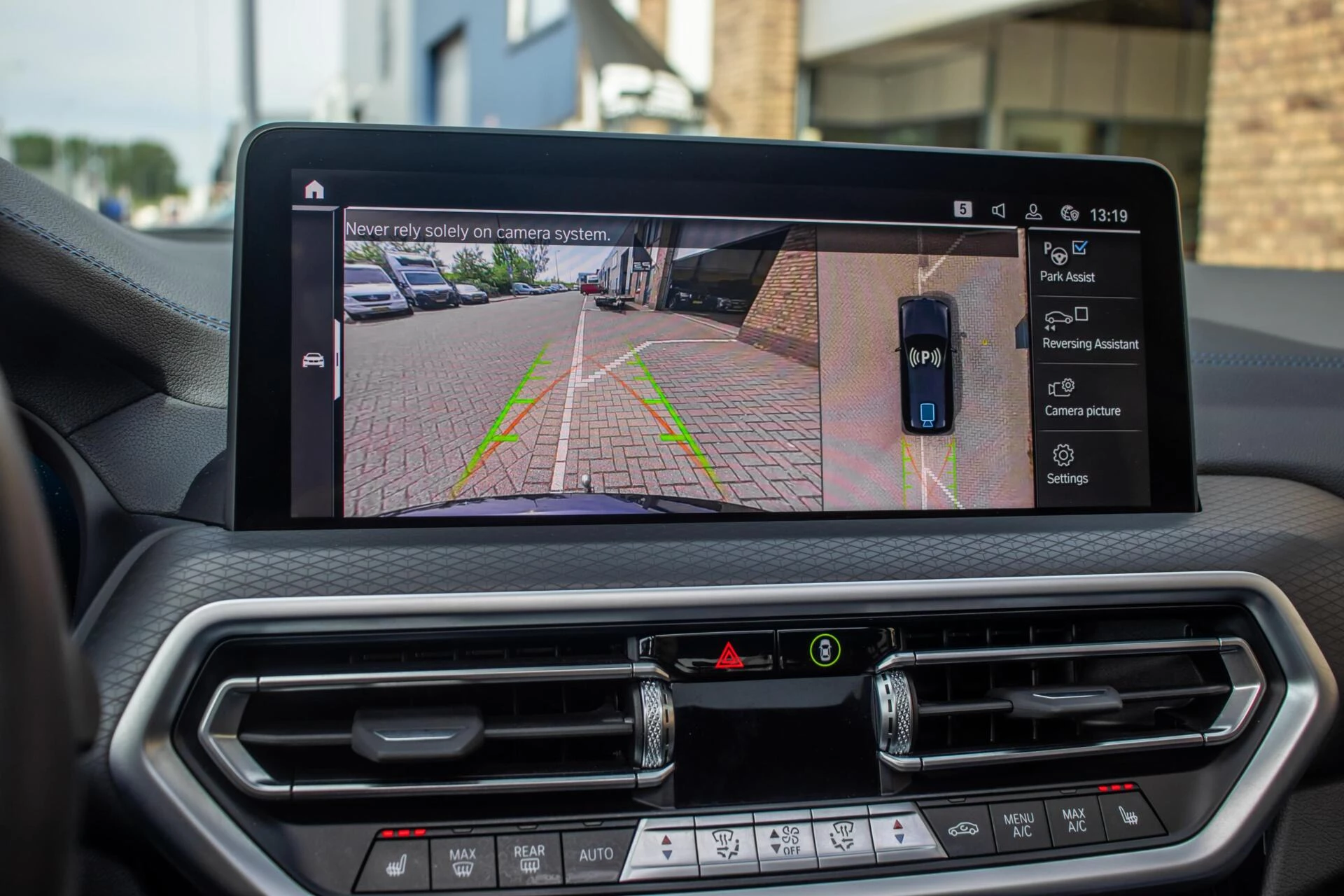 Hoofdafbeelding BMW iX3