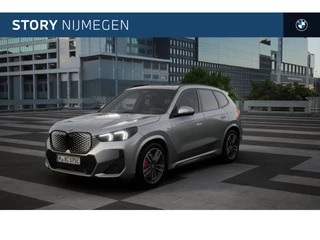 BMW iX1 eDrive20 High Executive M Sport / Panoramadak / Trekhaak / Sportstoelen / M Adaptief onderstel / Comfort Access / Adaptieve LED / Stoelverwarming / Parking Assistant Plus / Head-Up / Harman-Kardon