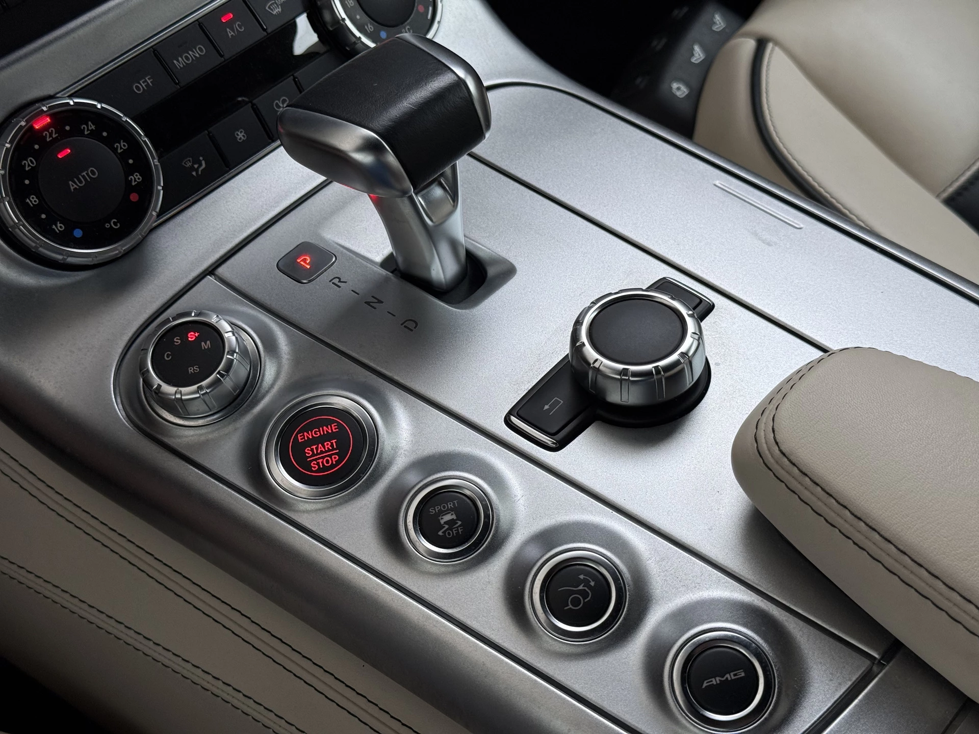 Hoofdafbeelding Mercedes-Benz SLS