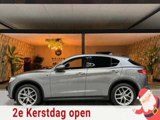 Alfa Romeo Stelvio 2.0 T AWD Super Garantie 280 PK Leder Xenon Camera Cruise Rijklaar