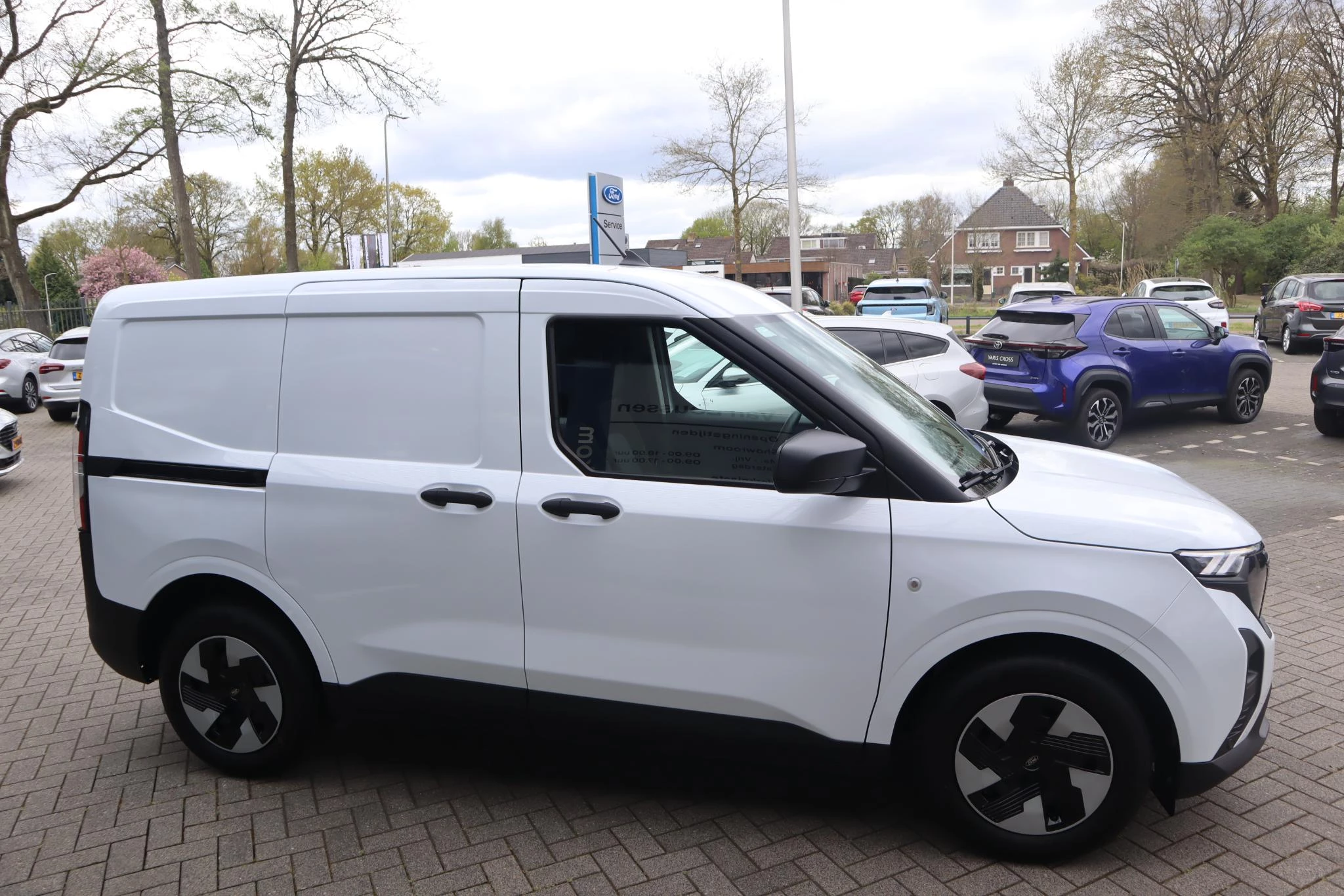 Hoofdafbeelding Ford E-Transit Courier