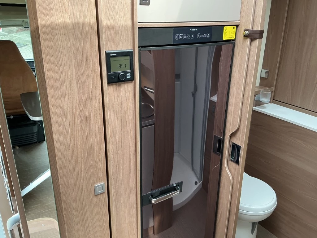 Hoofdafbeelding Bürstner Ixeo Bt6801