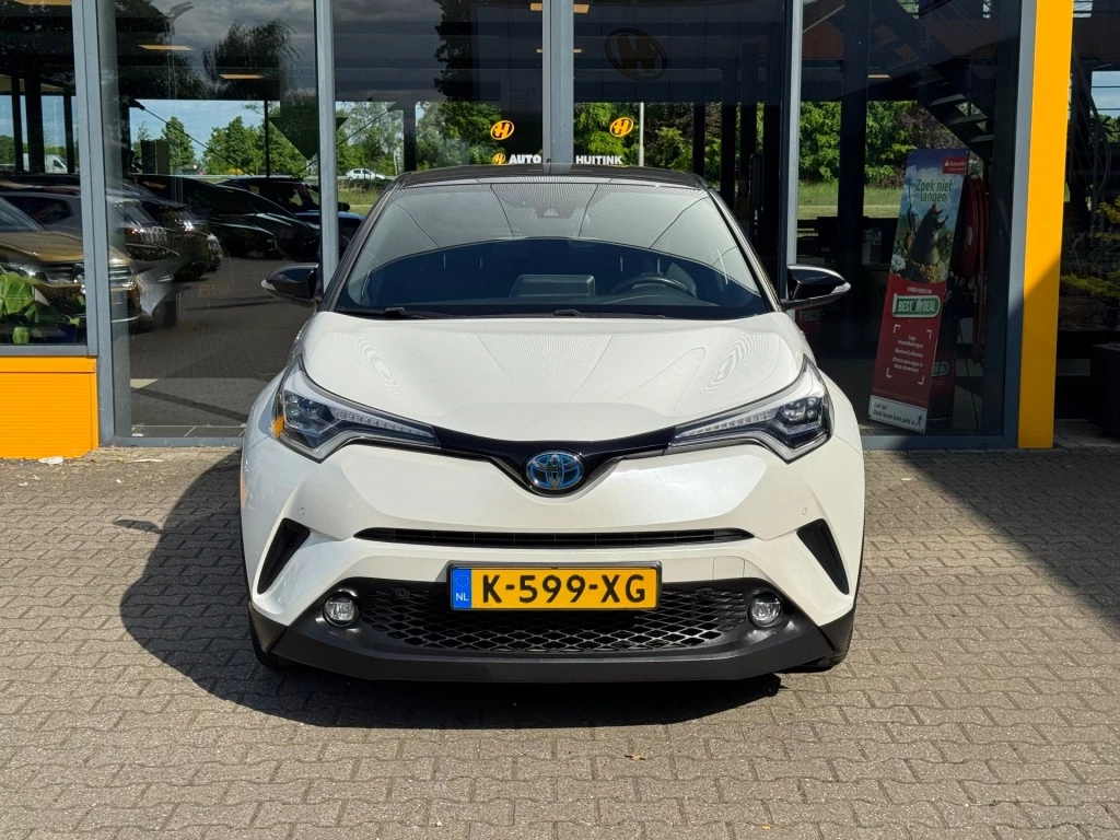 Hoofdafbeelding Toyota C-HR