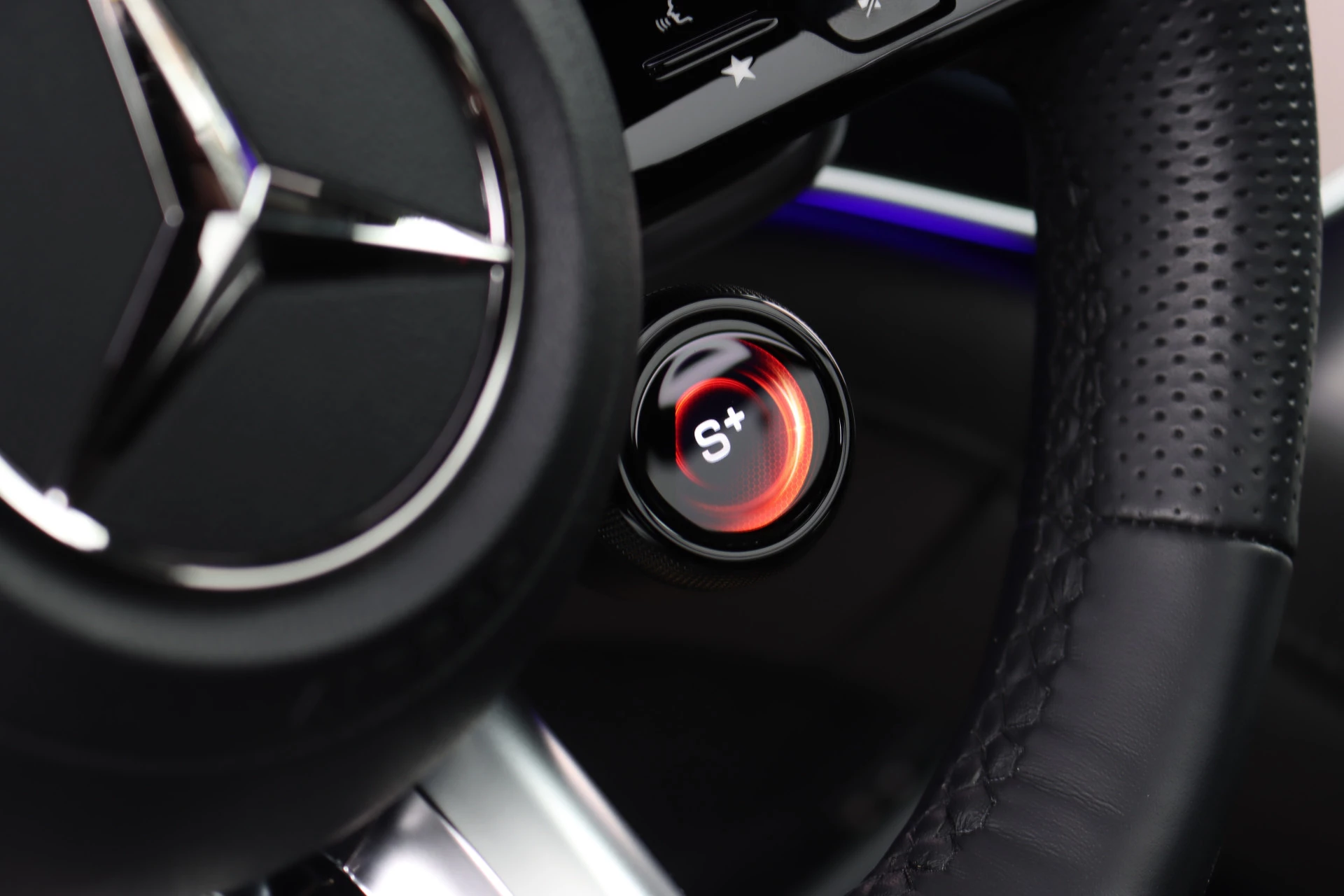 Hoofdafbeelding Mercedes-Benz EQE