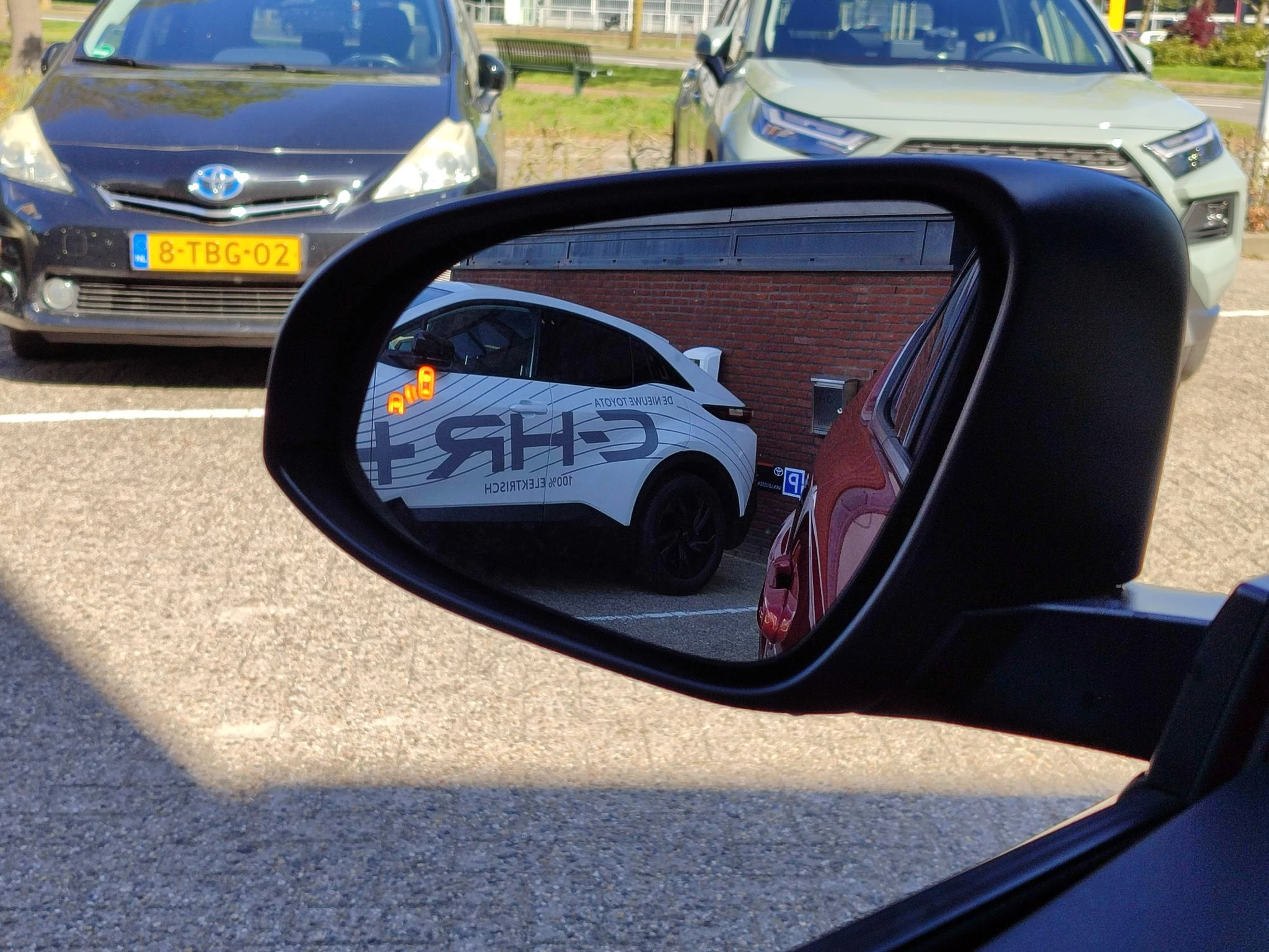 Hoofdafbeelding Toyota C-HR