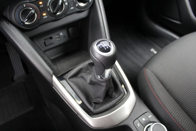 Hoofdafbeelding Mazda 2