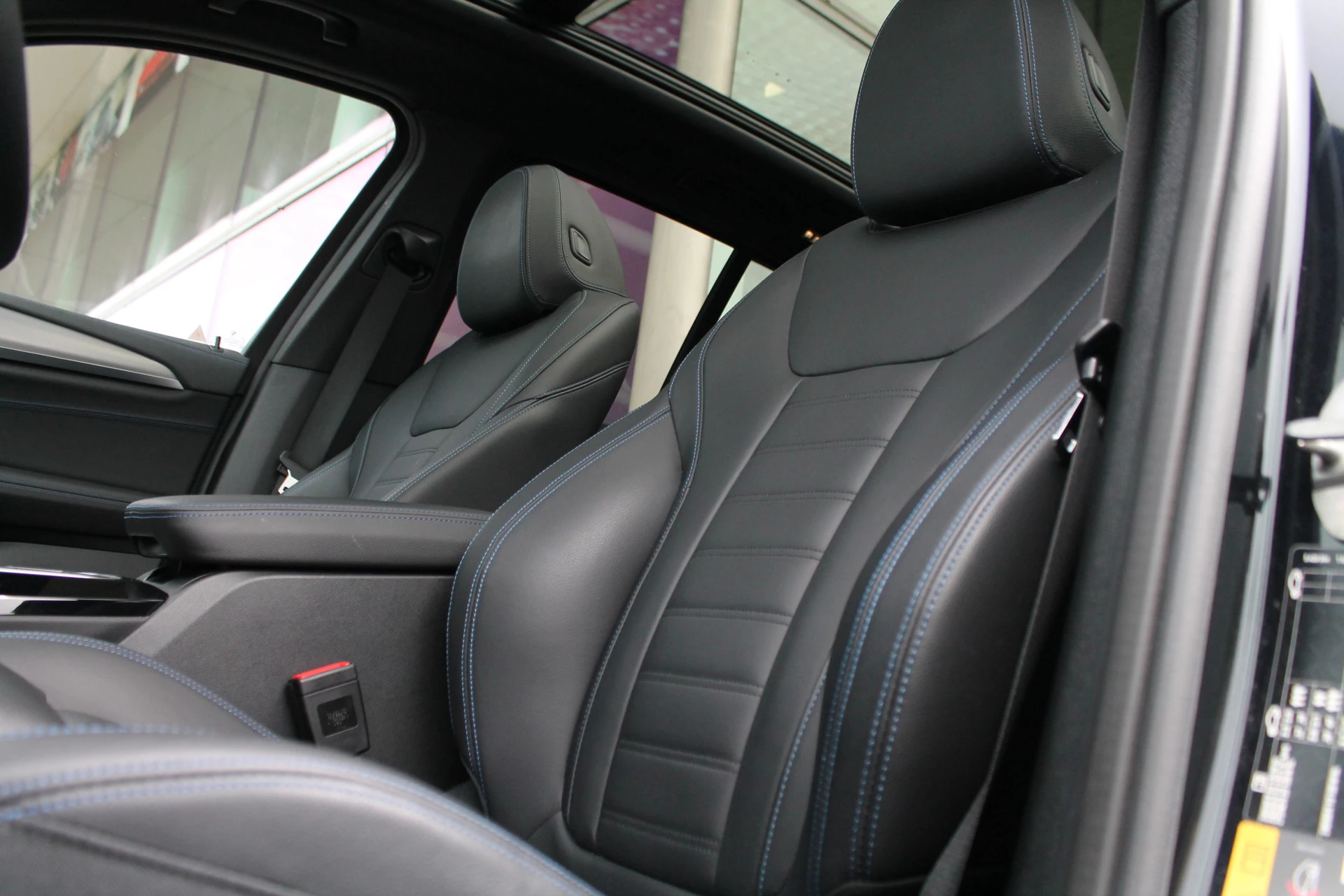 Hoofdafbeelding BMW iX3