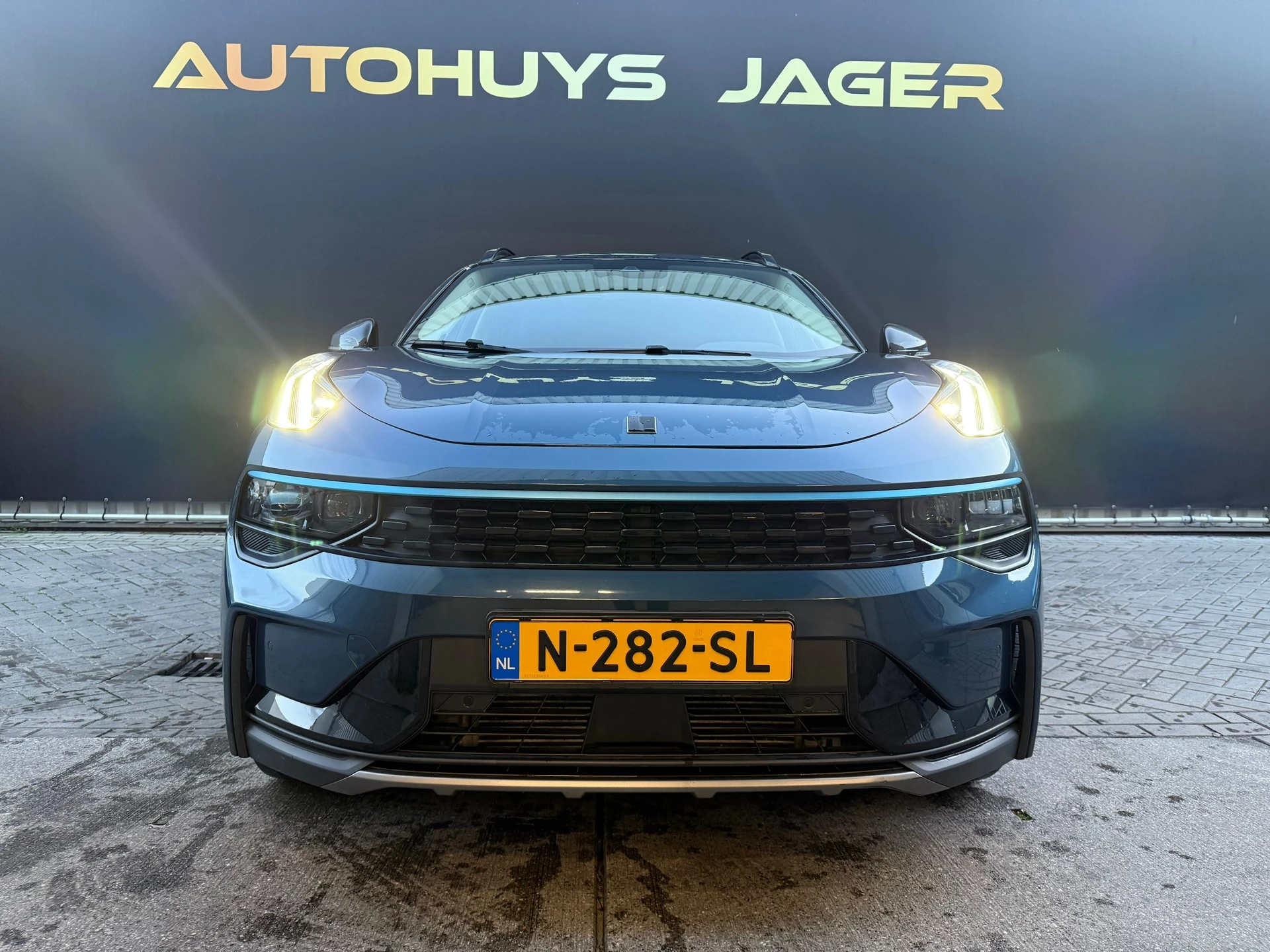 Hoofdafbeelding Lynk & Co 01