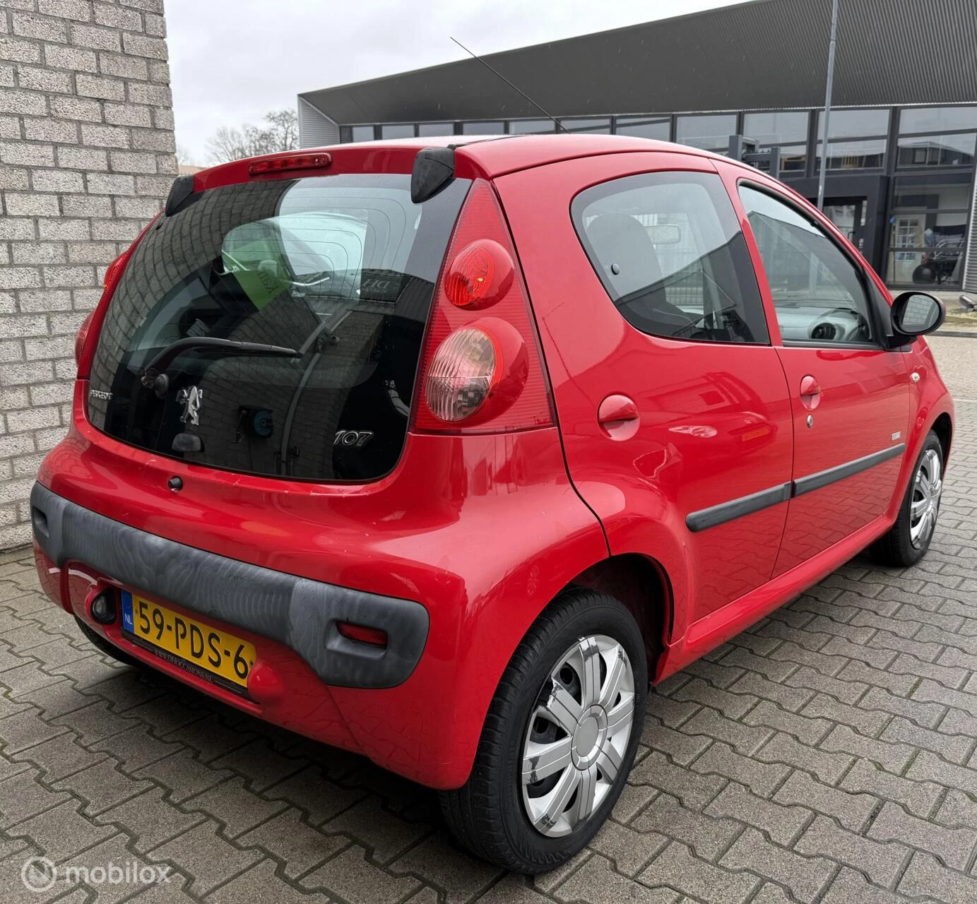 Hoofdafbeelding Peugeot 107