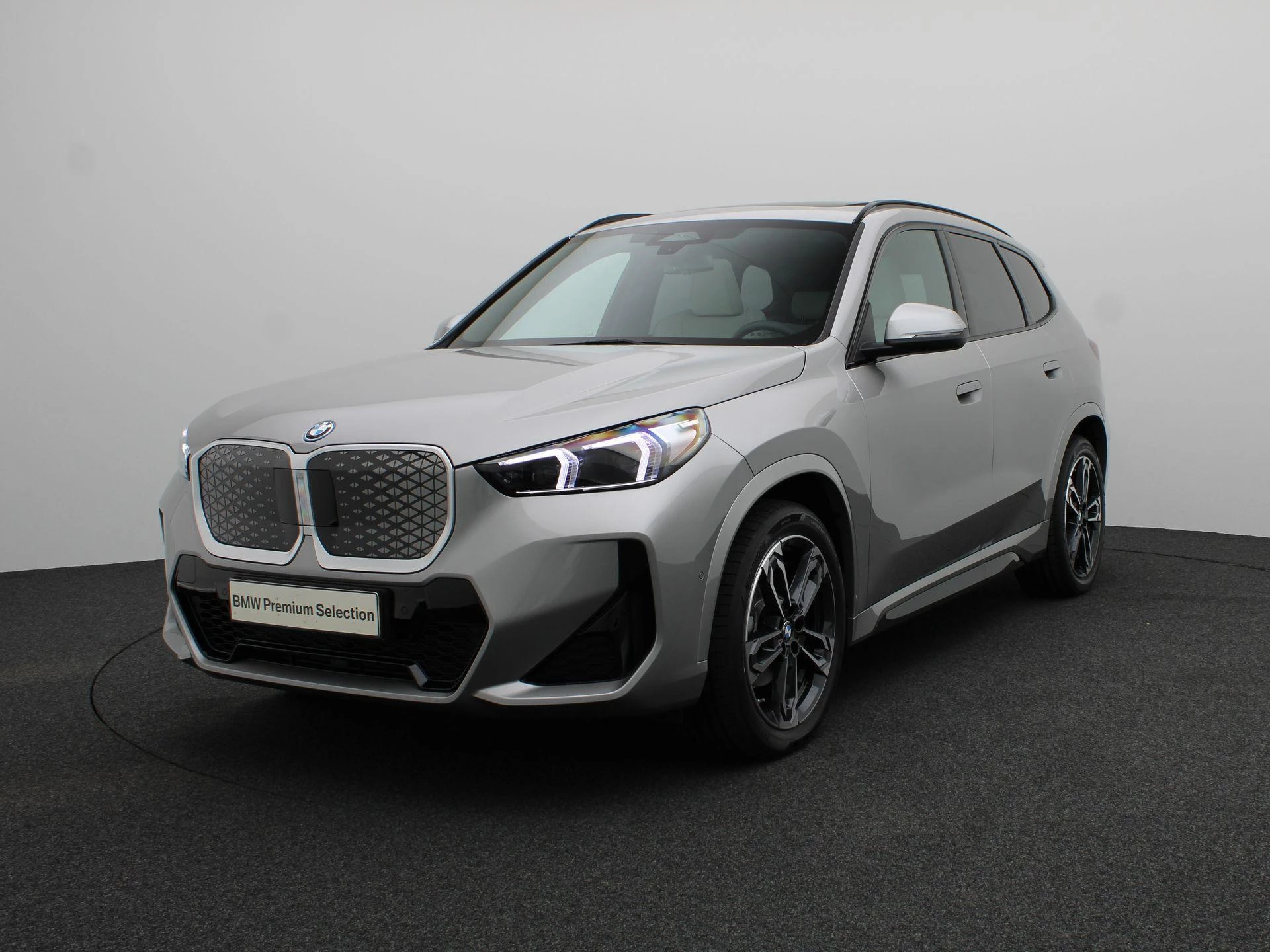 Hoofdafbeelding BMW iX1