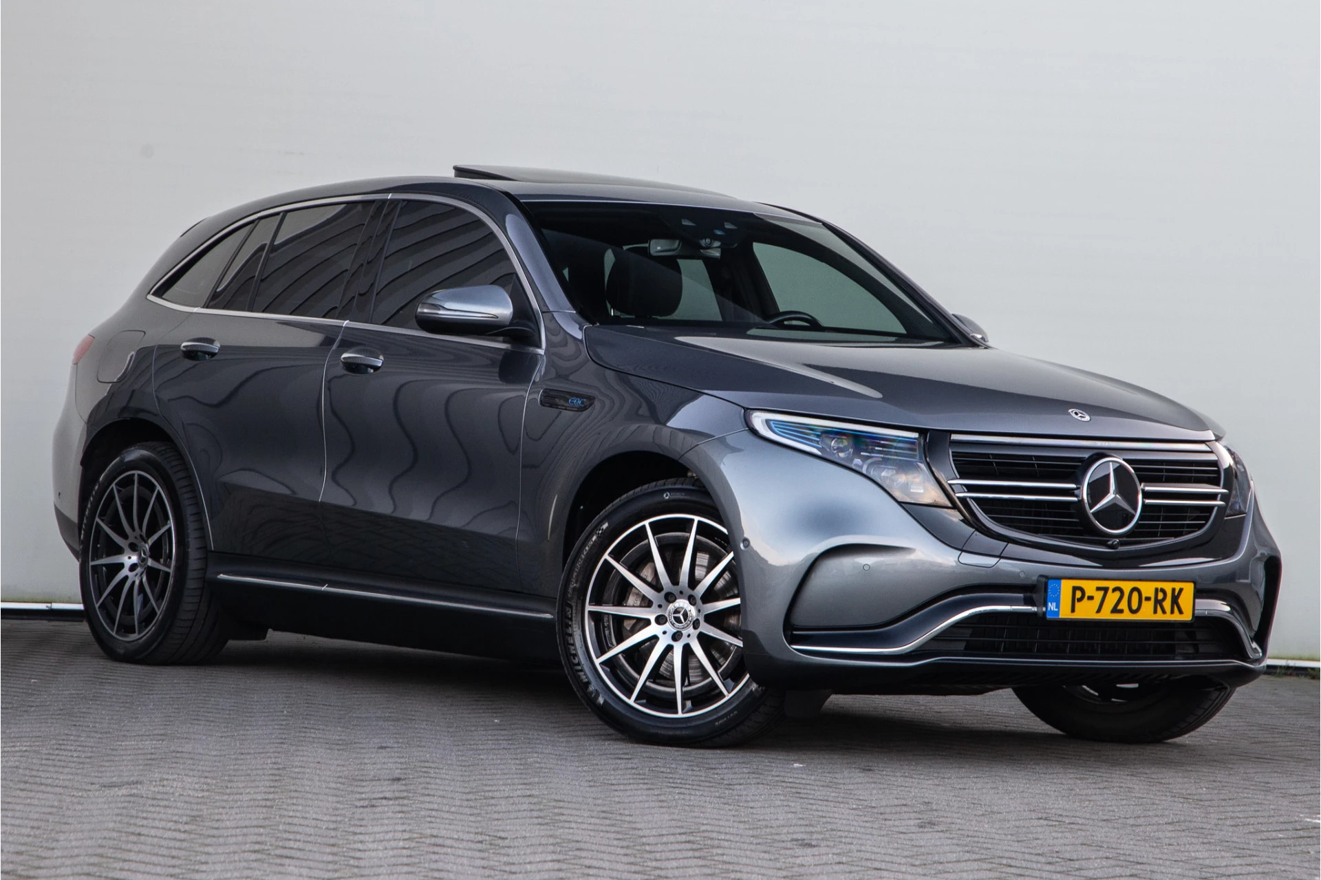 Hoofdafbeelding Mercedes-Benz EQC