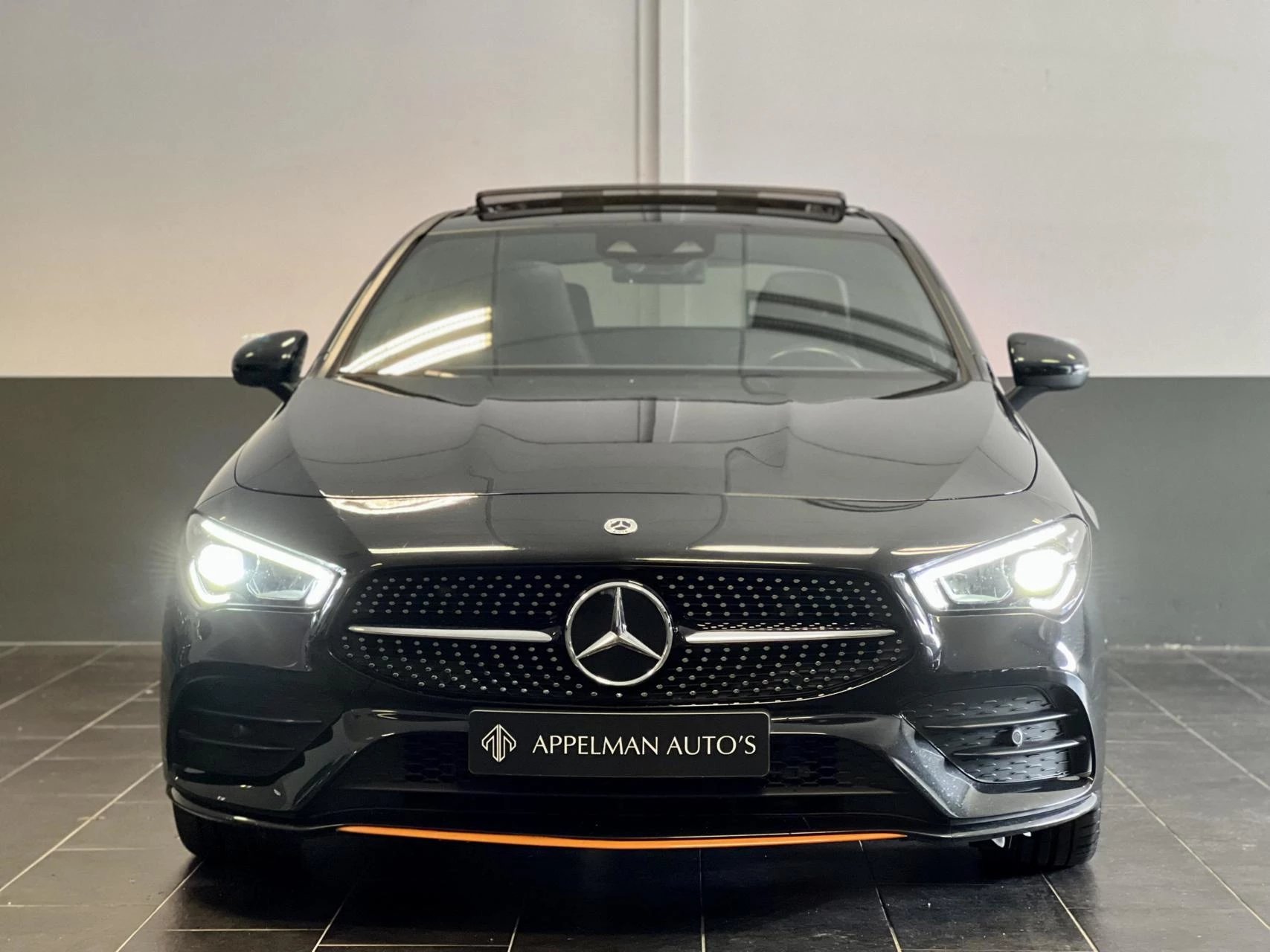 Hoofdafbeelding Mercedes-Benz CLA