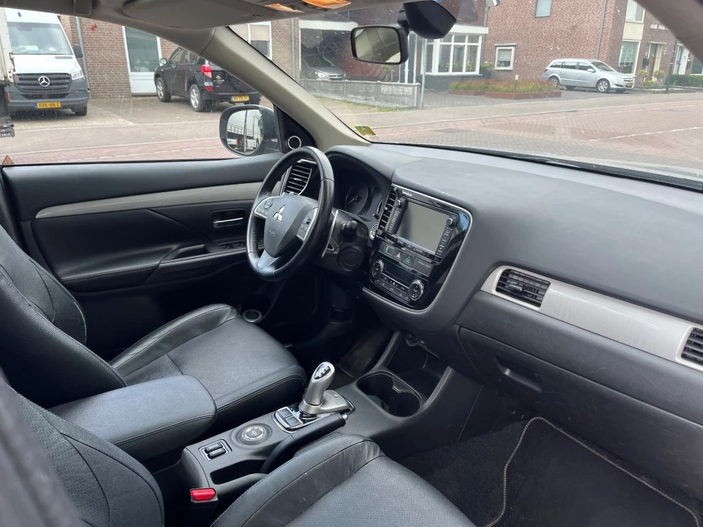 Hoofdafbeelding Mitsubishi Outlander