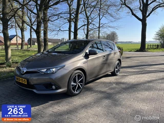 Hoofdafbeelding Toyota Auris Toyota Auris 1.8 Hybrid Dynamic camera All in rijklaar