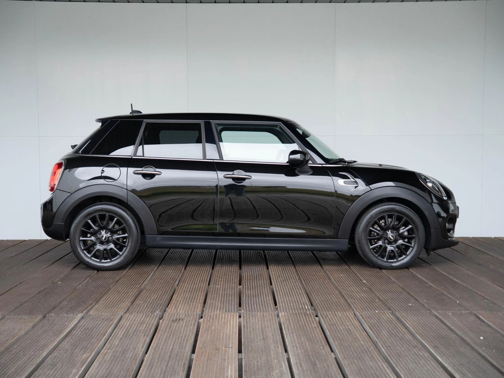 Hoofdafbeelding MINI 5-deurs