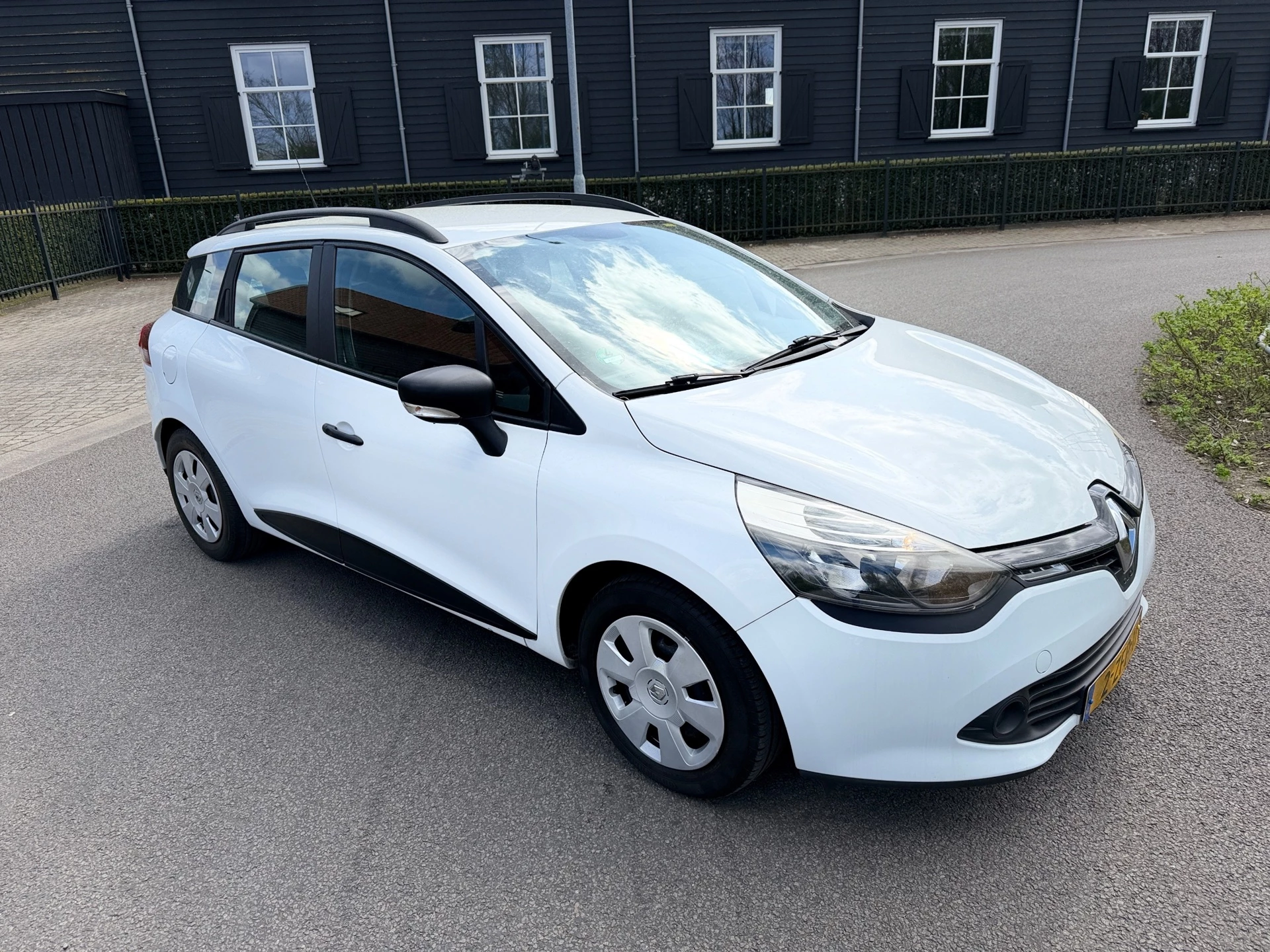 Hoofdafbeelding Renault Clio