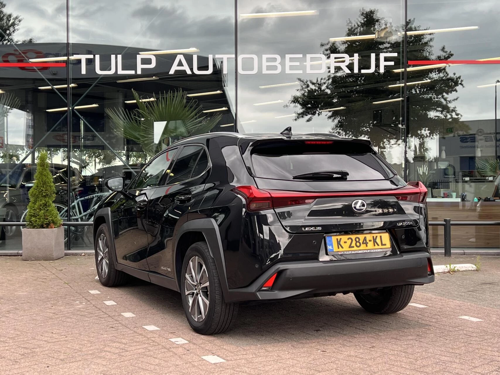 Hoofdafbeelding Lexus UX