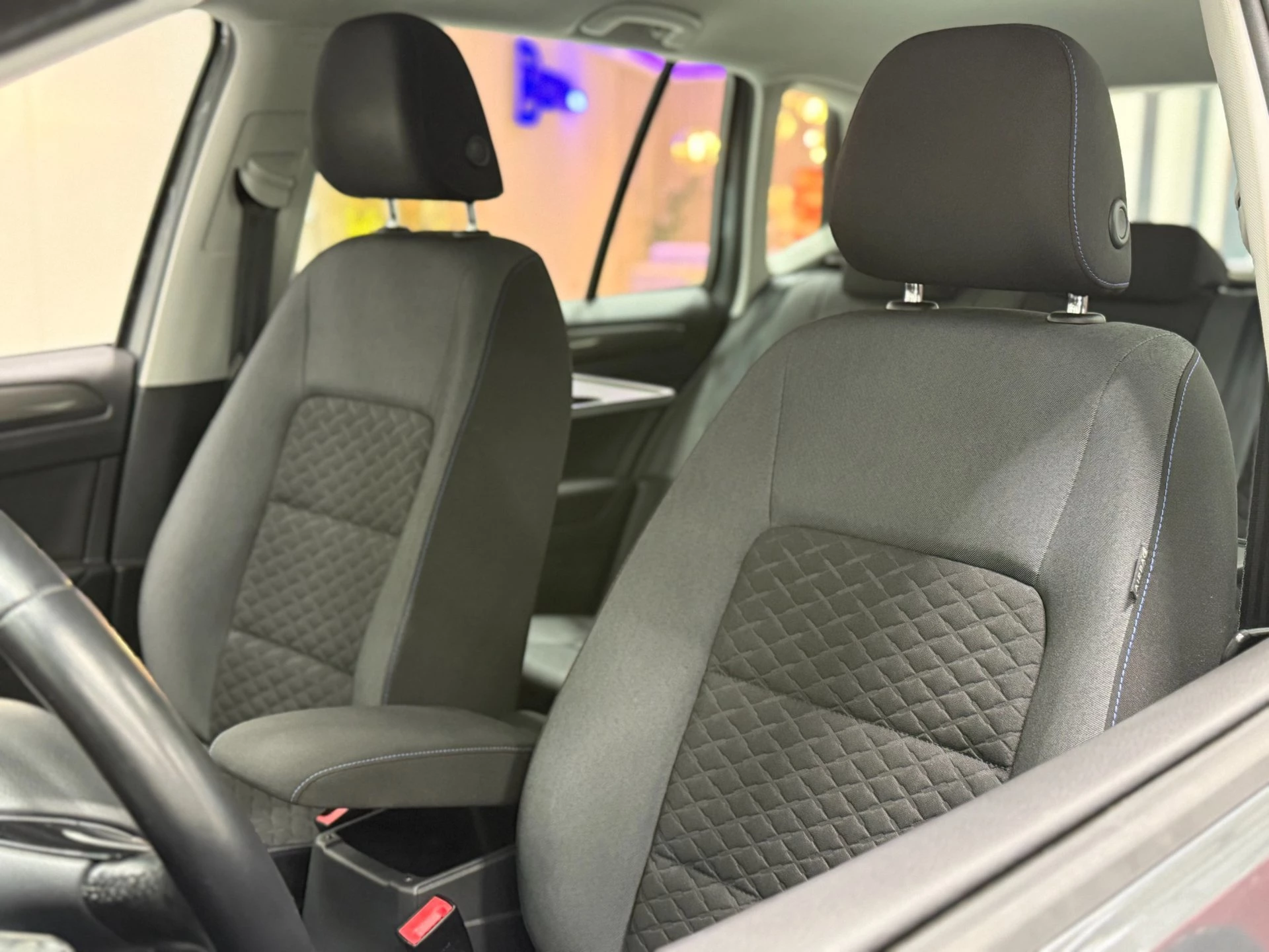 Hoofdafbeelding Volkswagen Golf Sportsvan