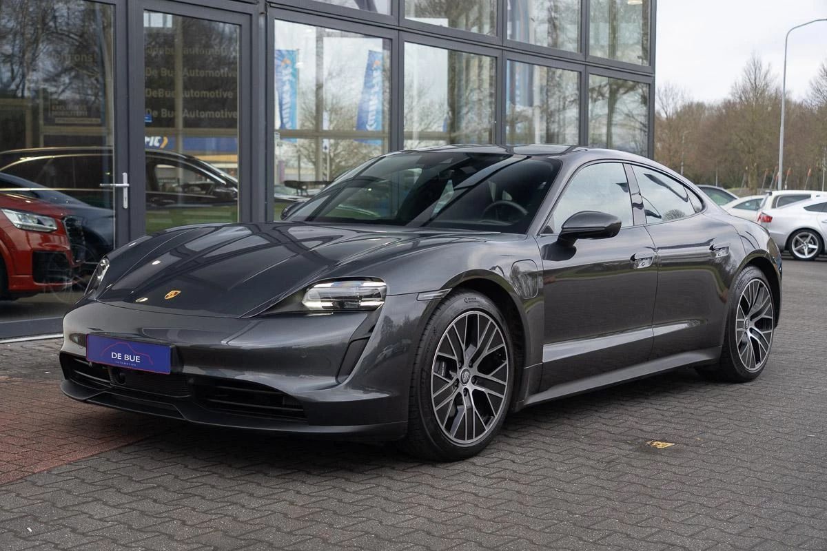 Hoofdafbeelding Porsche Taycan