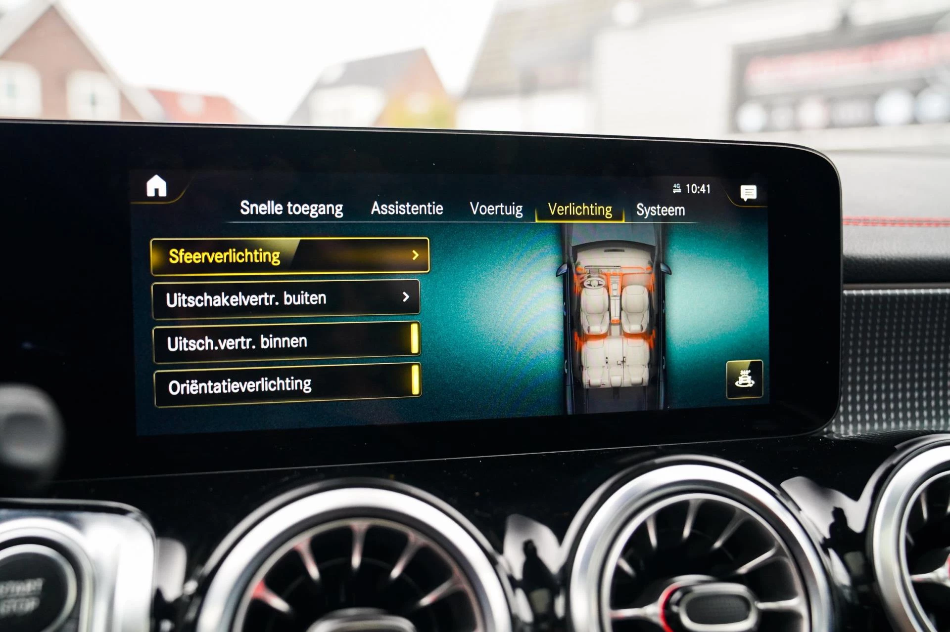 Hoofdafbeelding Mercedes-Benz EQB