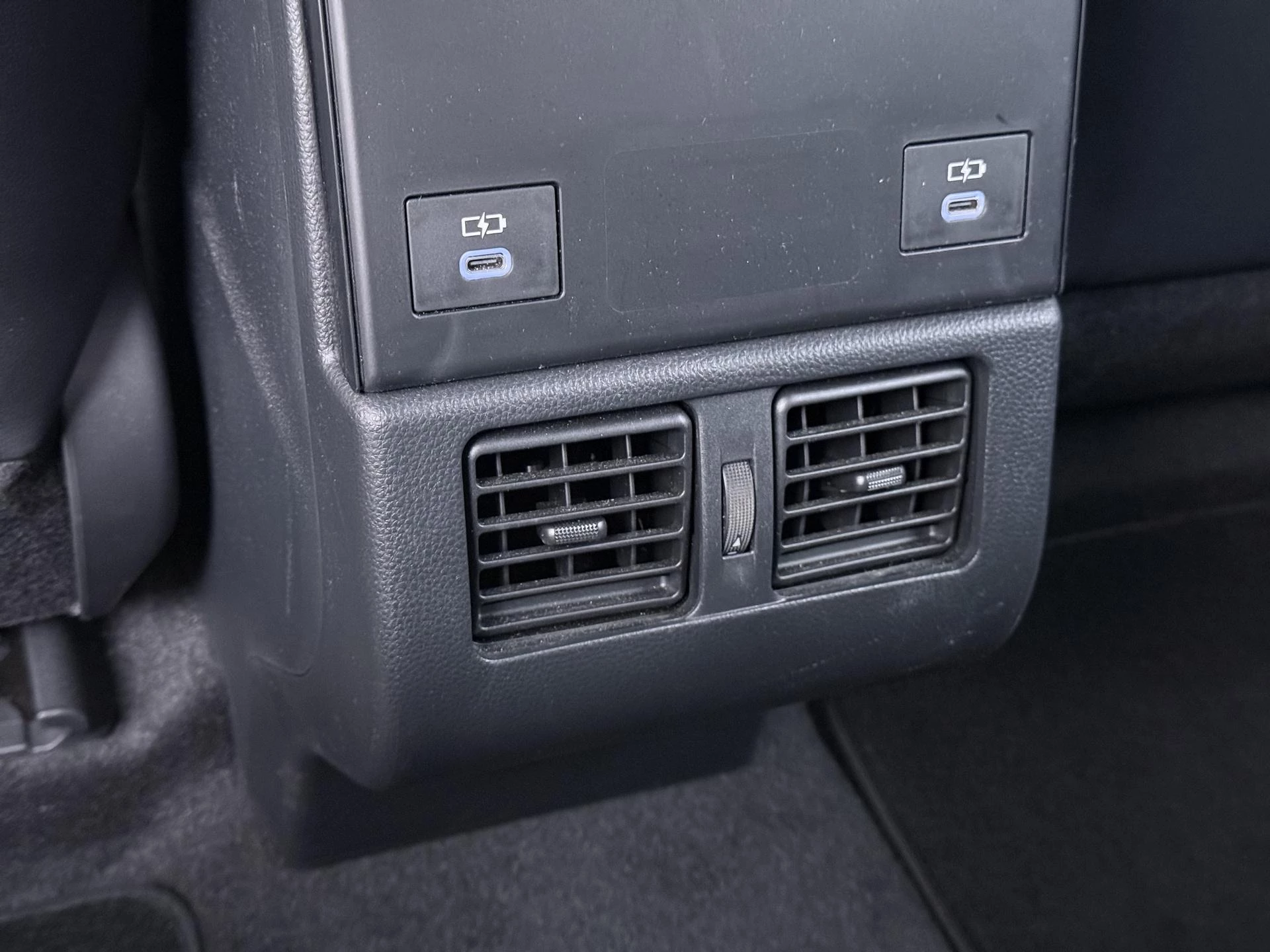 Hoofdafbeelding Toyota bZ4X