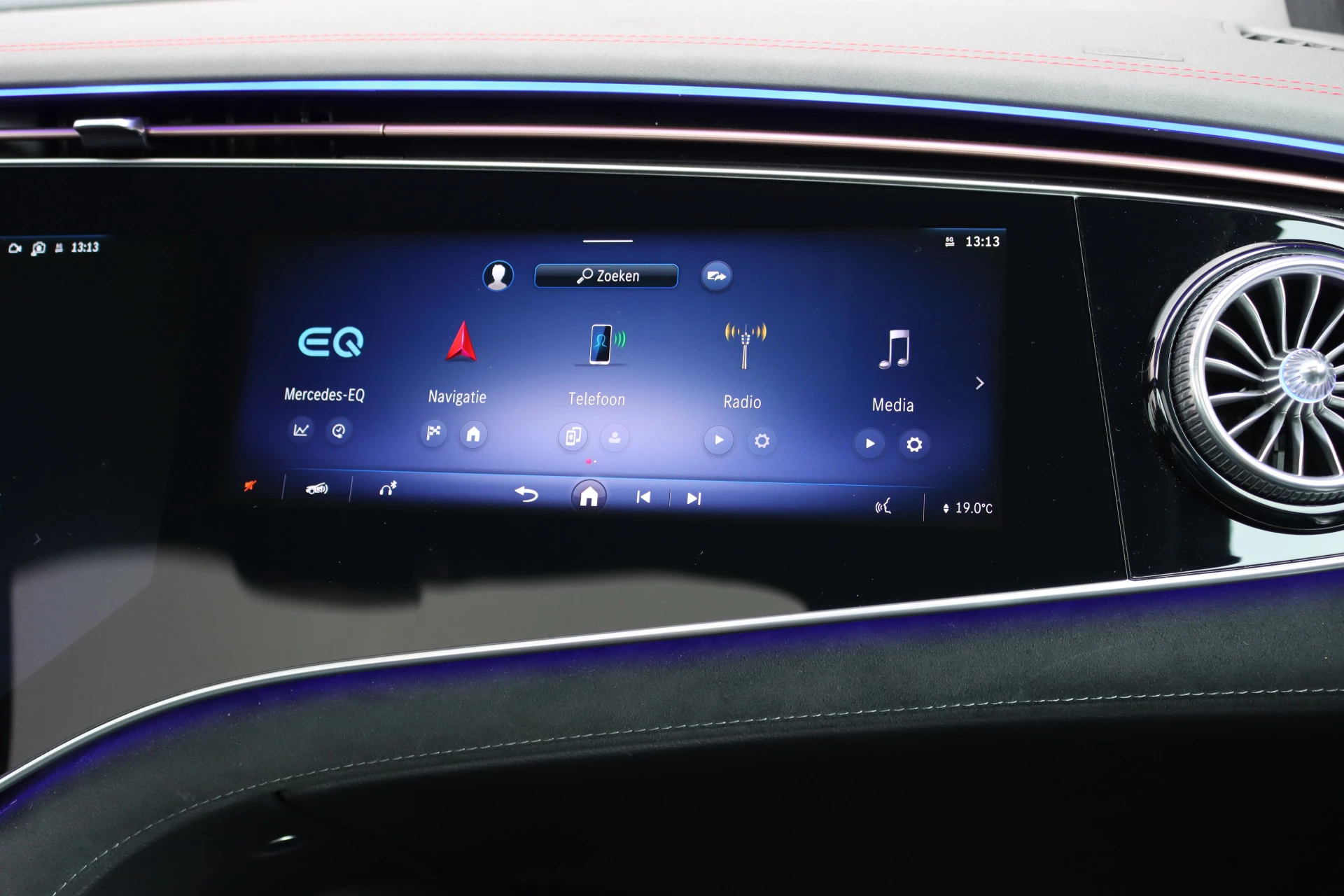 Hoofdafbeelding Mercedes-Benz EQE