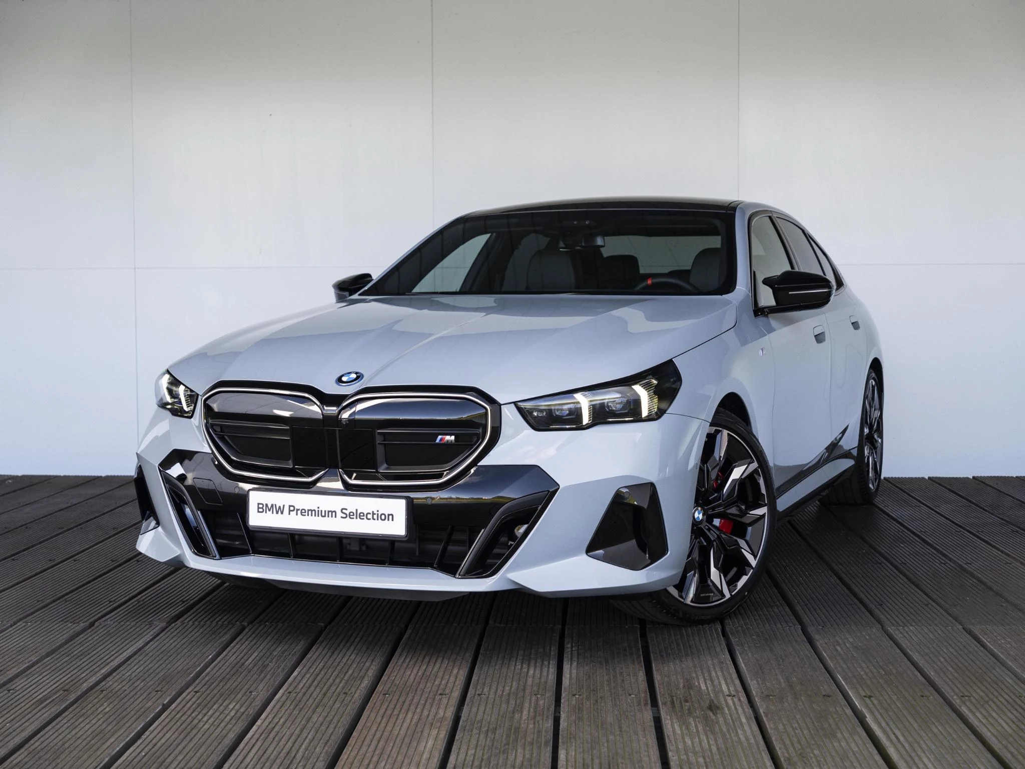 Hoofdafbeelding BMW i5