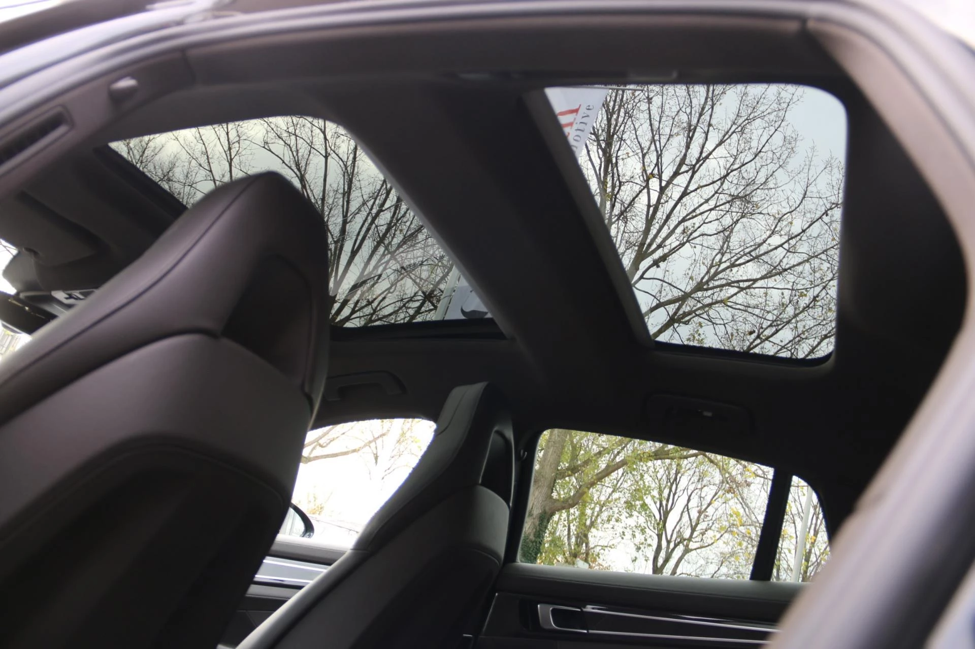 Hoofdafbeelding Porsche Panamera