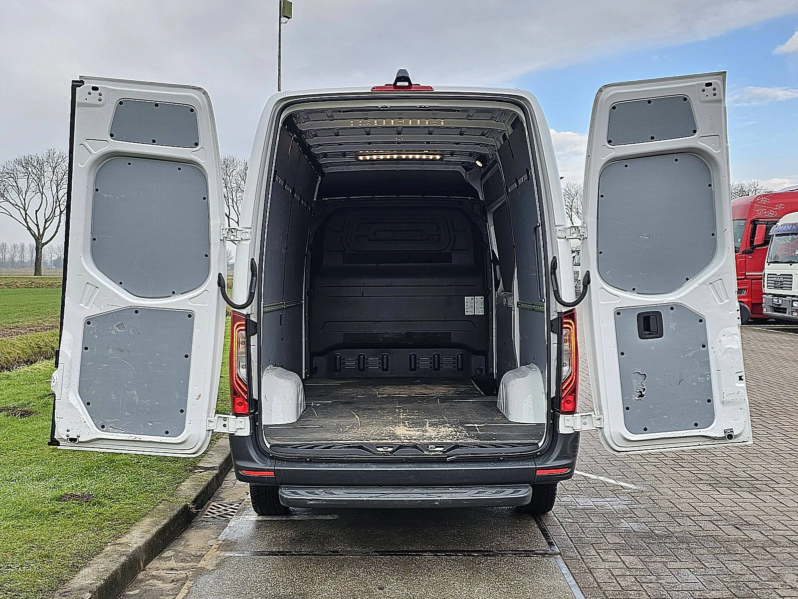 Hoofdafbeelding Mercedes-Benz Sprinter