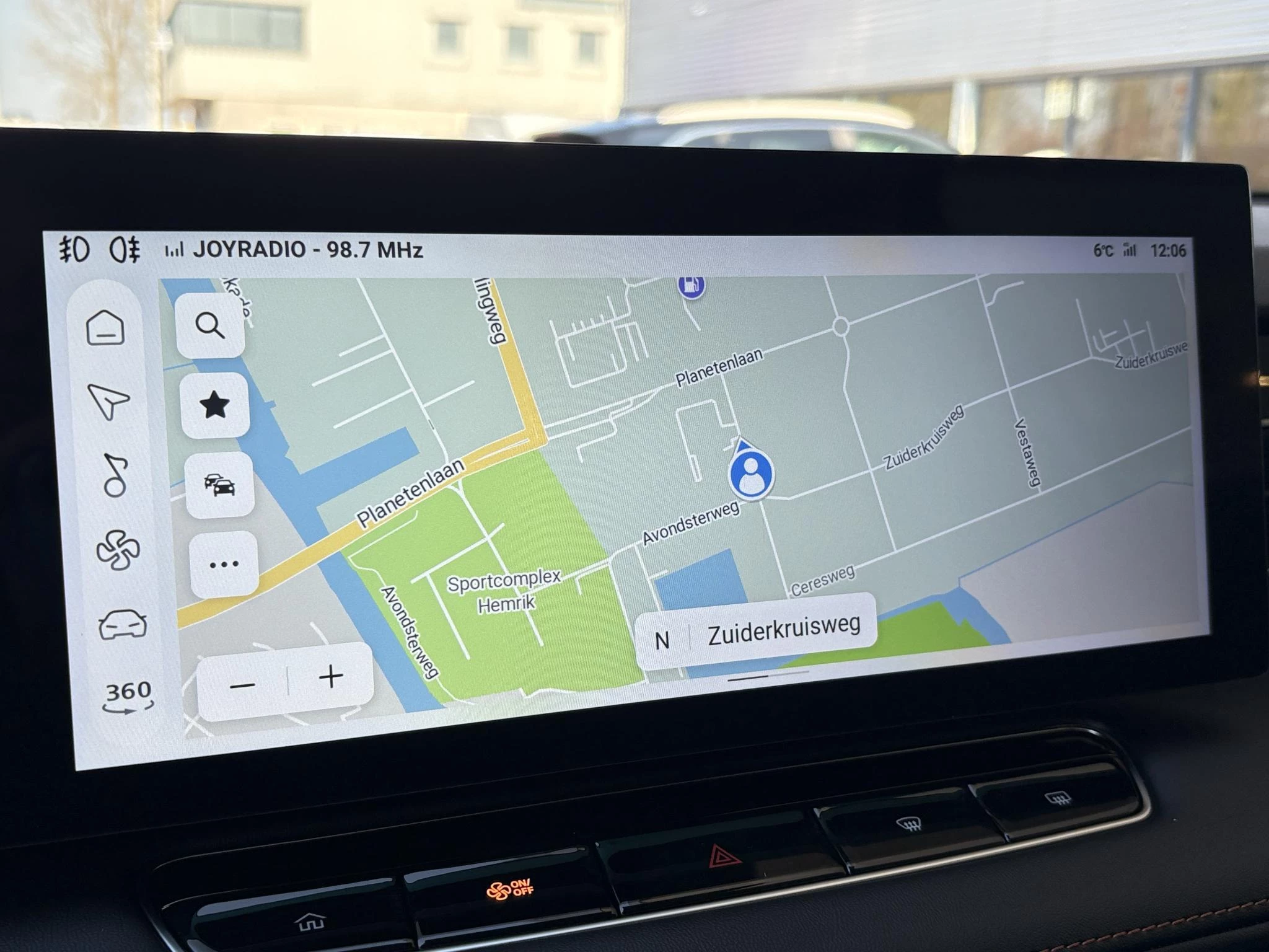 Hoofdafbeelding MG HS