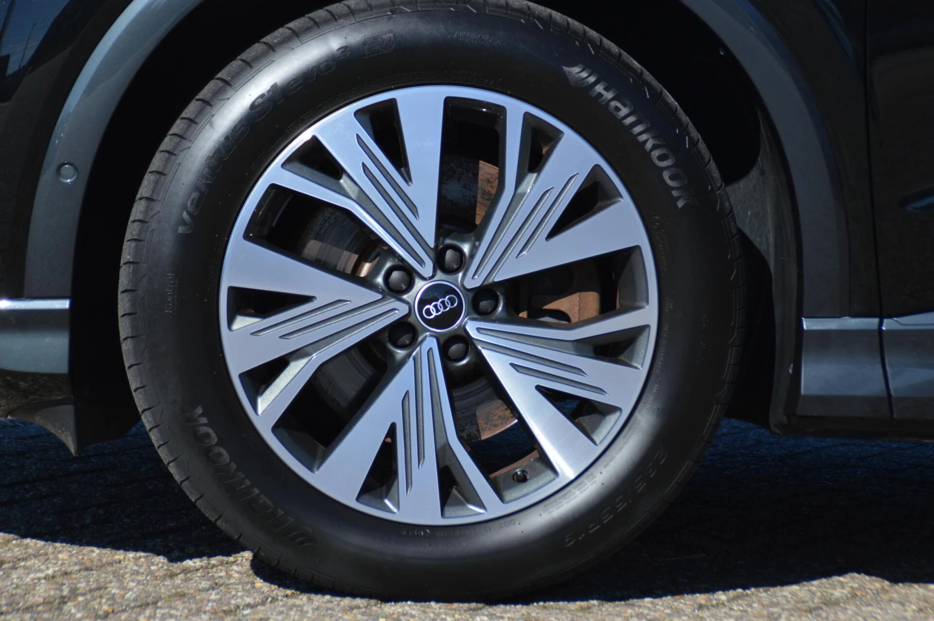 Hoofdafbeelding Audi Q4 e-tron