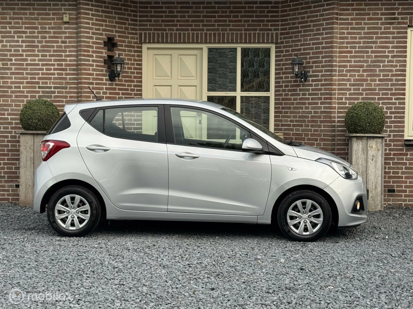 Hoofdafbeelding Hyundai i10