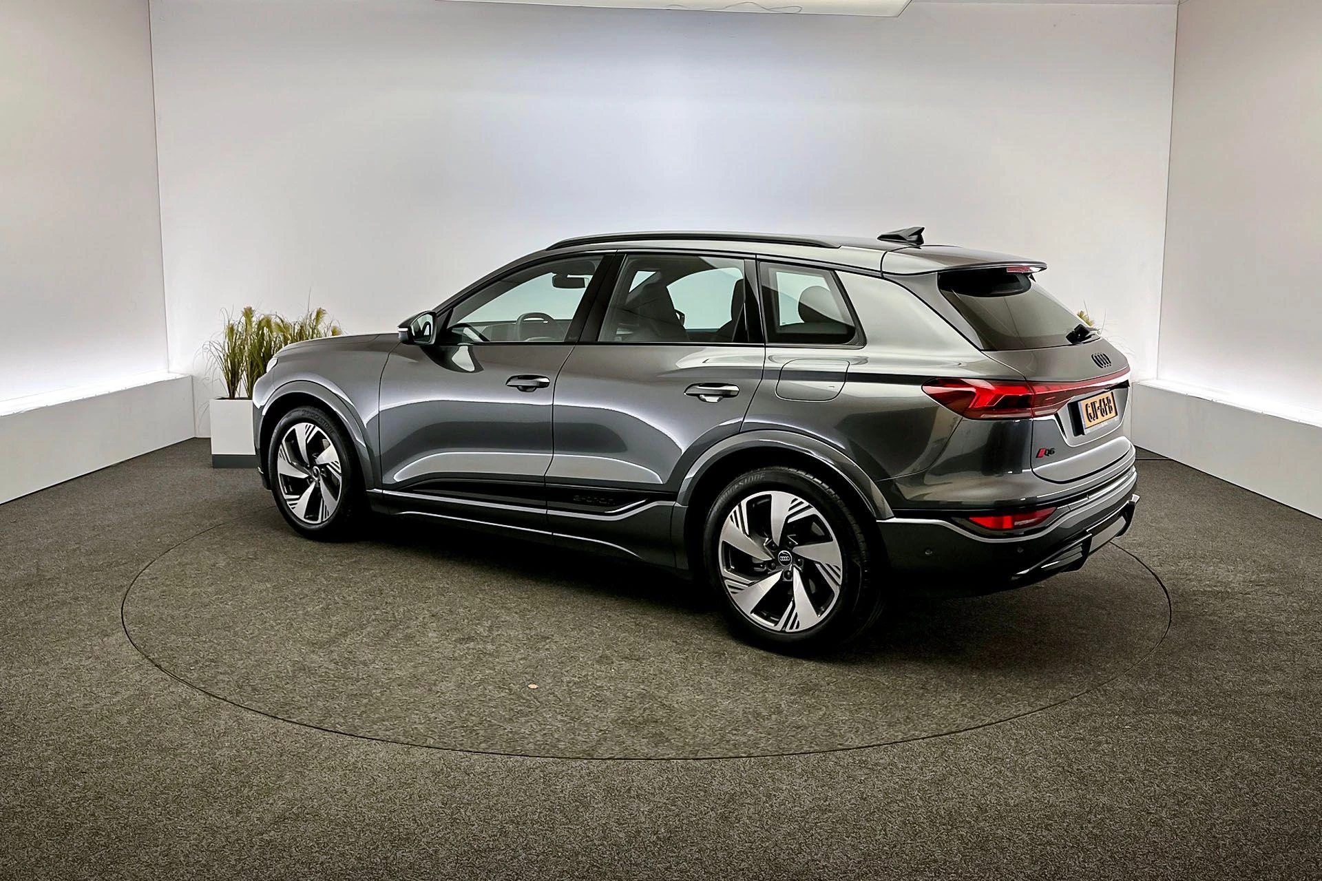 Hoofdafbeelding Audi Q6 e-tron