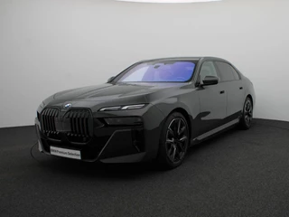 BMW i7 eDrive50 M Sportpakket Pro | Innovation Pack | Executive Pack | Connoisseur Pack | Privilege Edition | Glazen panoramadak Sky Lounge | Bowers & Wilkins | 21"