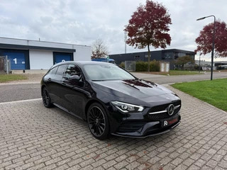 Hoofdafbeelding Mercedes-Benz CLA Mercedes-Benz CLA e AMG Distronic Plus Night