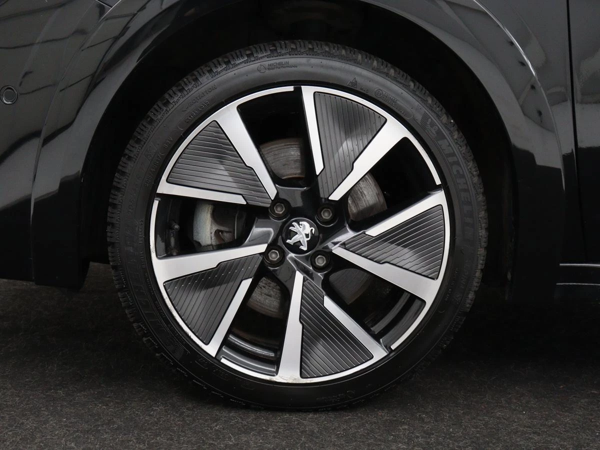 Hoofdafbeelding Peugeot e-208