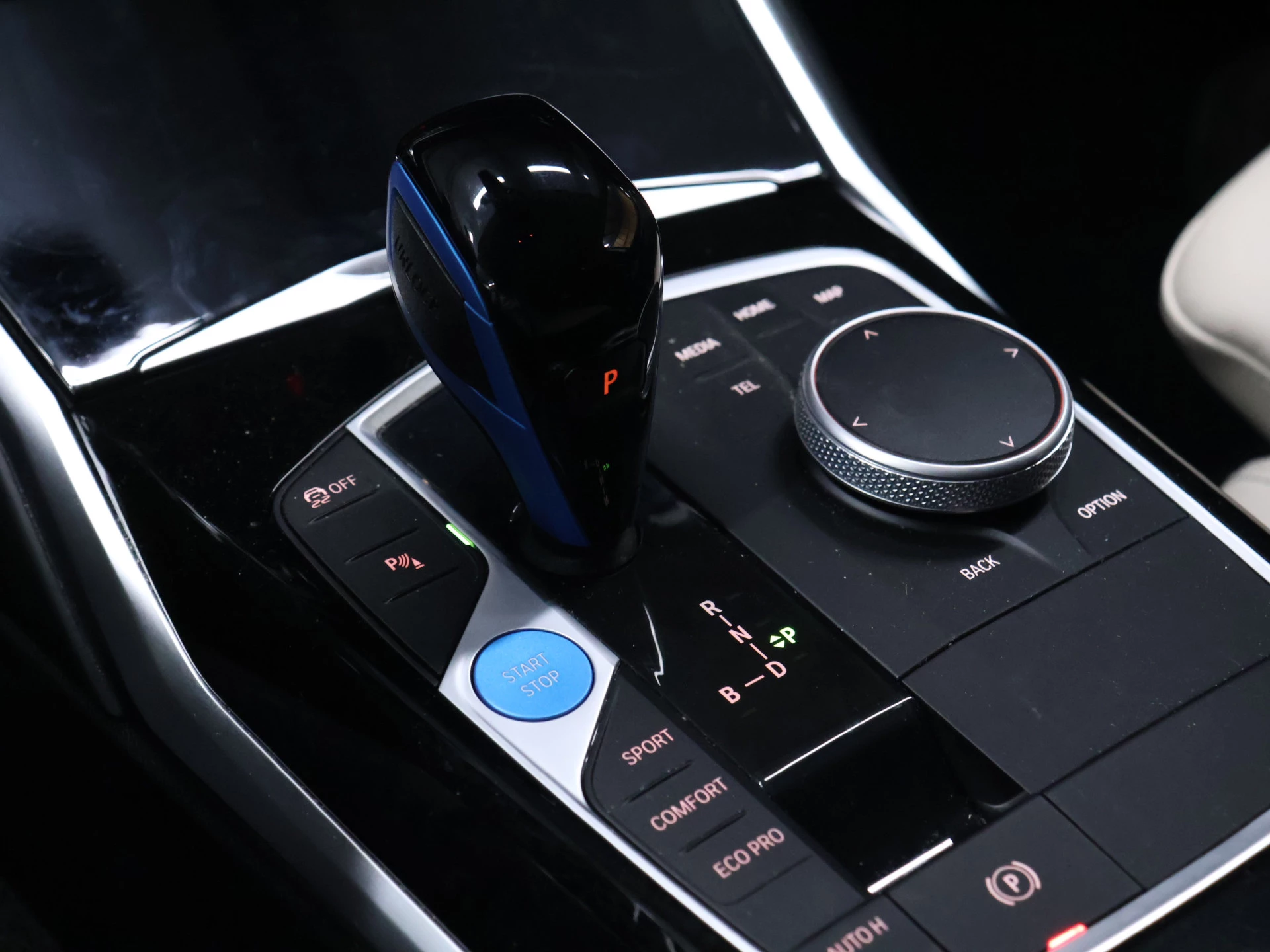 Hoofdafbeelding BMW i4