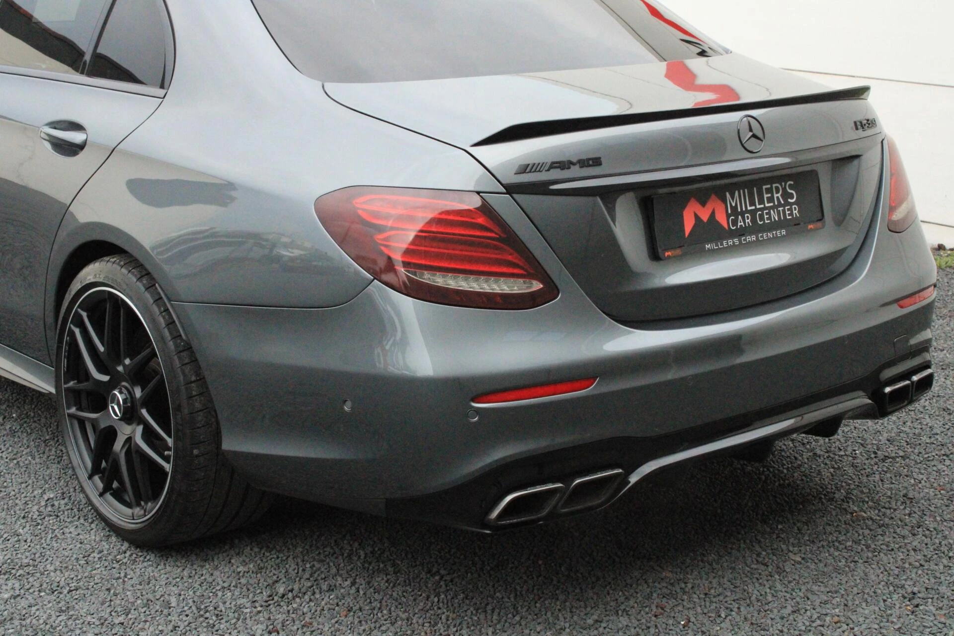 Hoofdafbeelding Mercedes-Benz E-Klasse