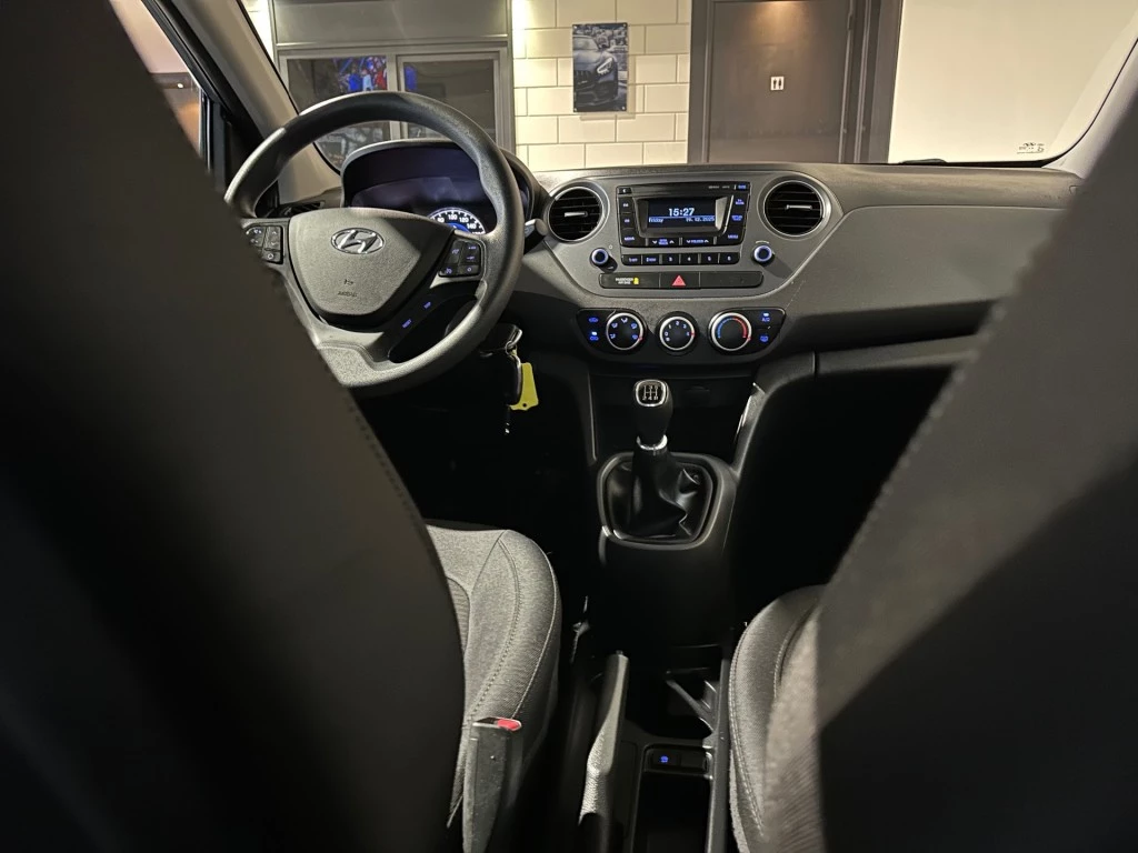 Hoofdafbeelding Hyundai i10