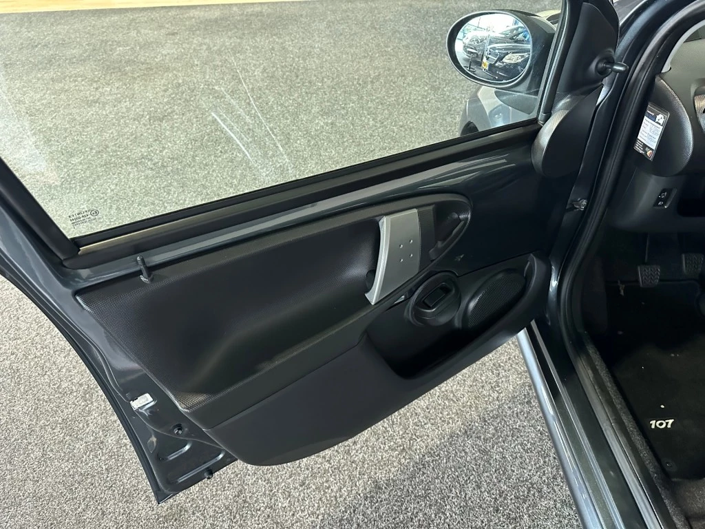 Hoofdafbeelding Peugeot 107