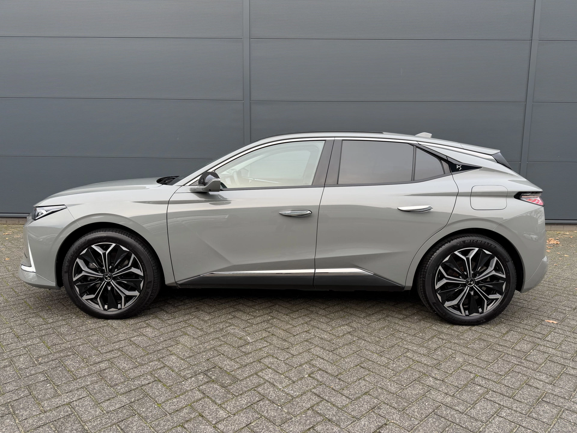 Hoofdafbeelding DS DS 4