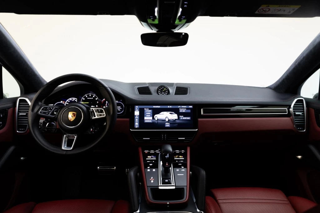 Hoofdafbeelding Porsche Cayenne