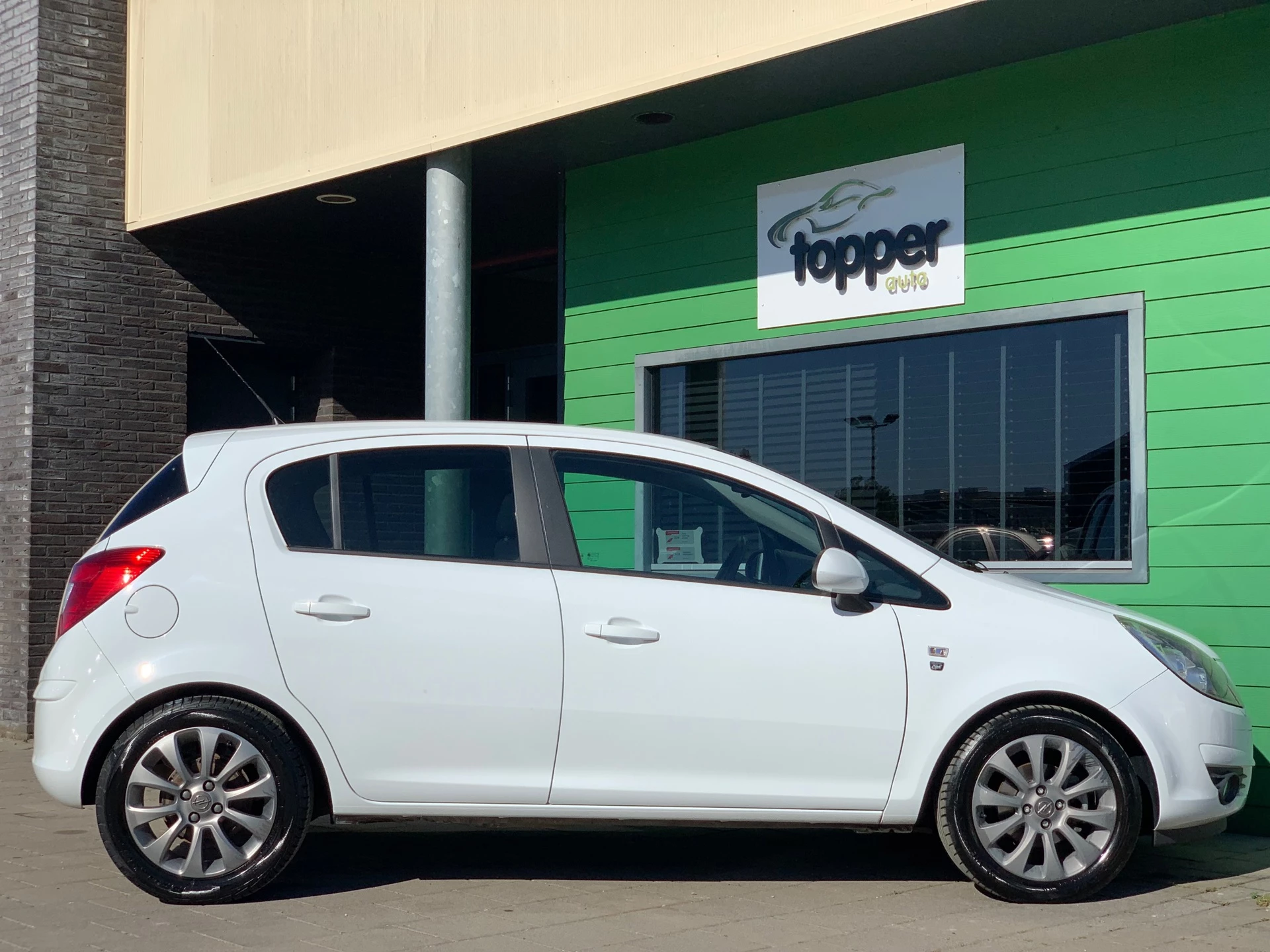 Hoofdafbeelding Opel Corsa