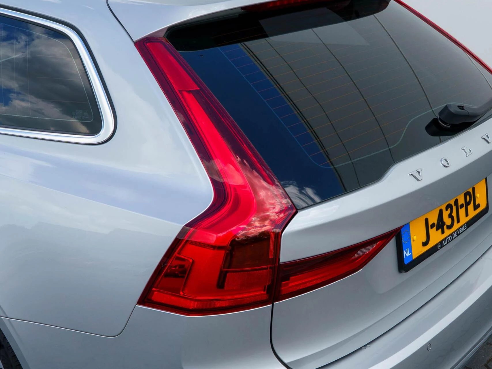 Hoofdafbeelding Volvo V90